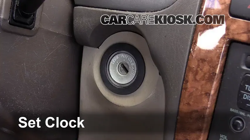 2004 Hyundai XG350 L 3.5L V6 Clock
